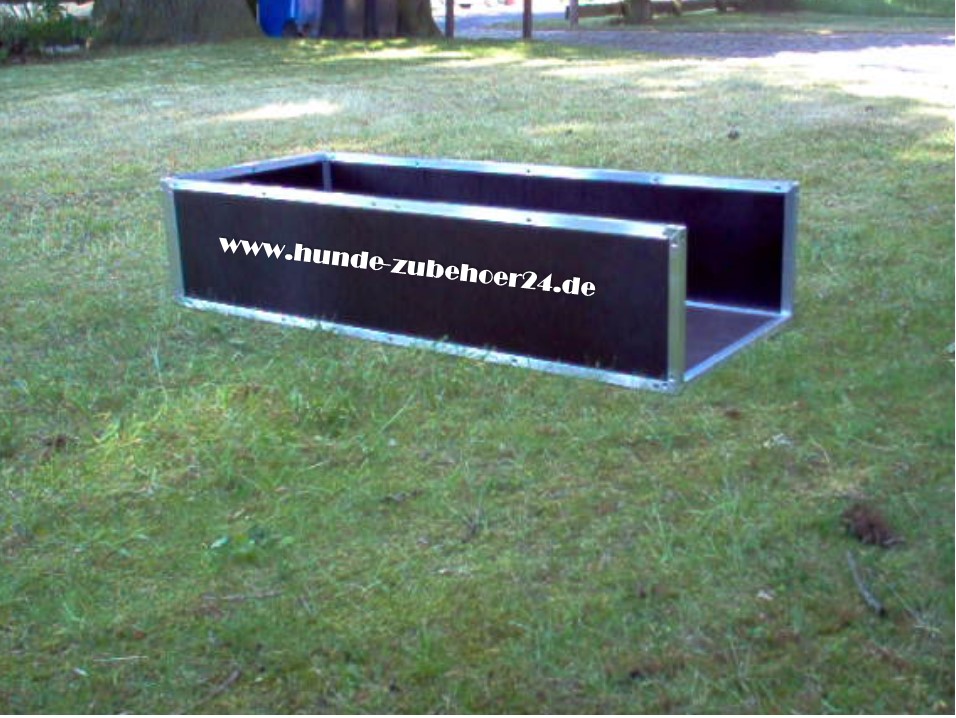 Technikbox  92cm x 35cm x 20cm
einteilig, braun, wetterfest