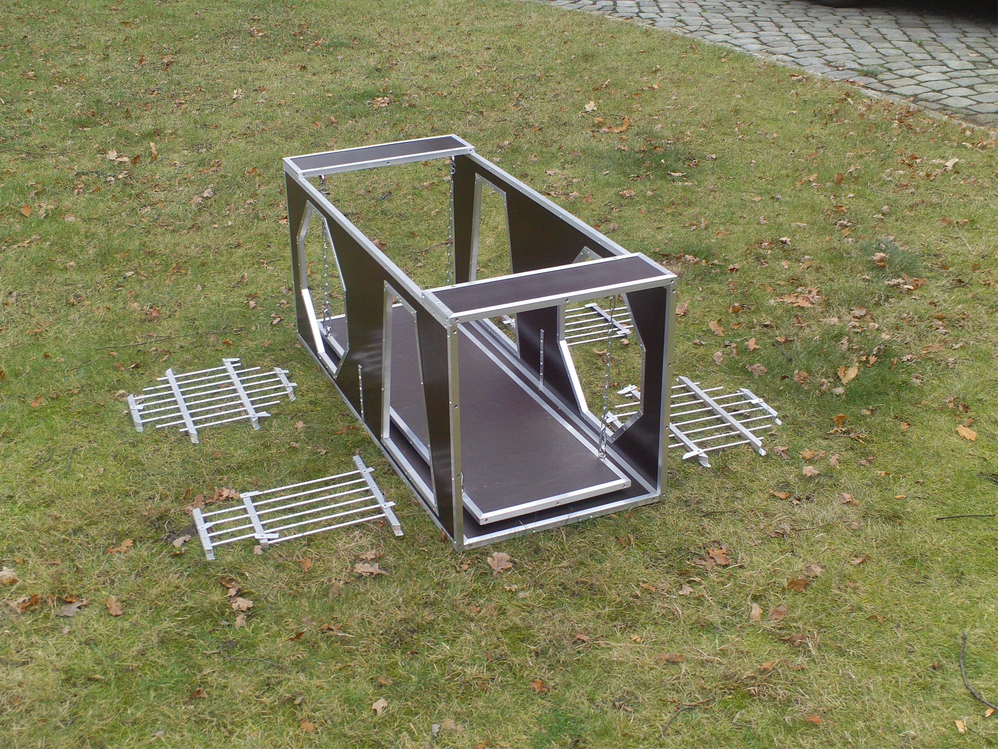 Welpenspielzeug, Welpentraining, Welpenschaukel, Welpenwippe, Welpenrampe,