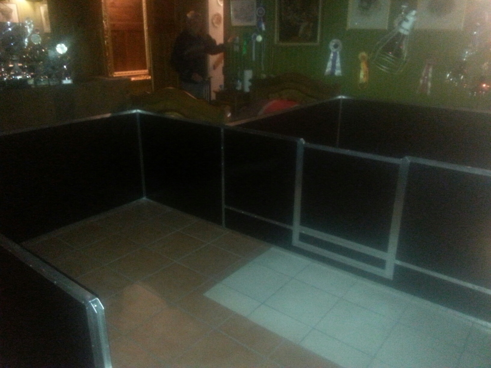 Wurfkiste; Welpenbox;